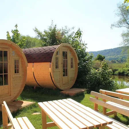 度假村 Naturama - Naturparkcamping Und Fasshotel *