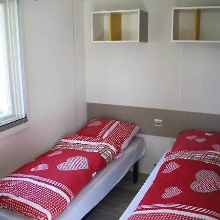 Resort Naturama - Naturparkcamping Und Fasshotel