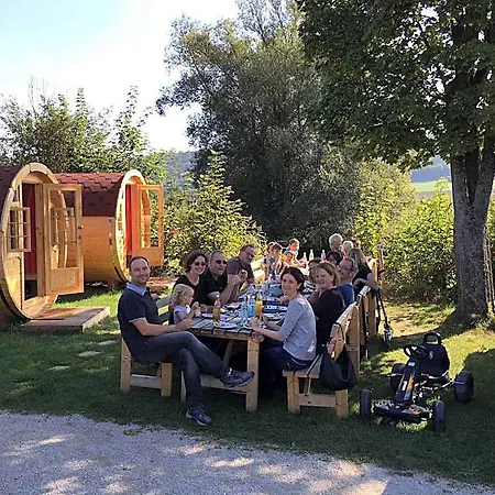 度假村 Naturama - Naturparkcamping Und Fasshotel