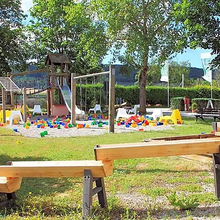 Naturama - Naturparkcamping Und Fasshotel 度假村 *